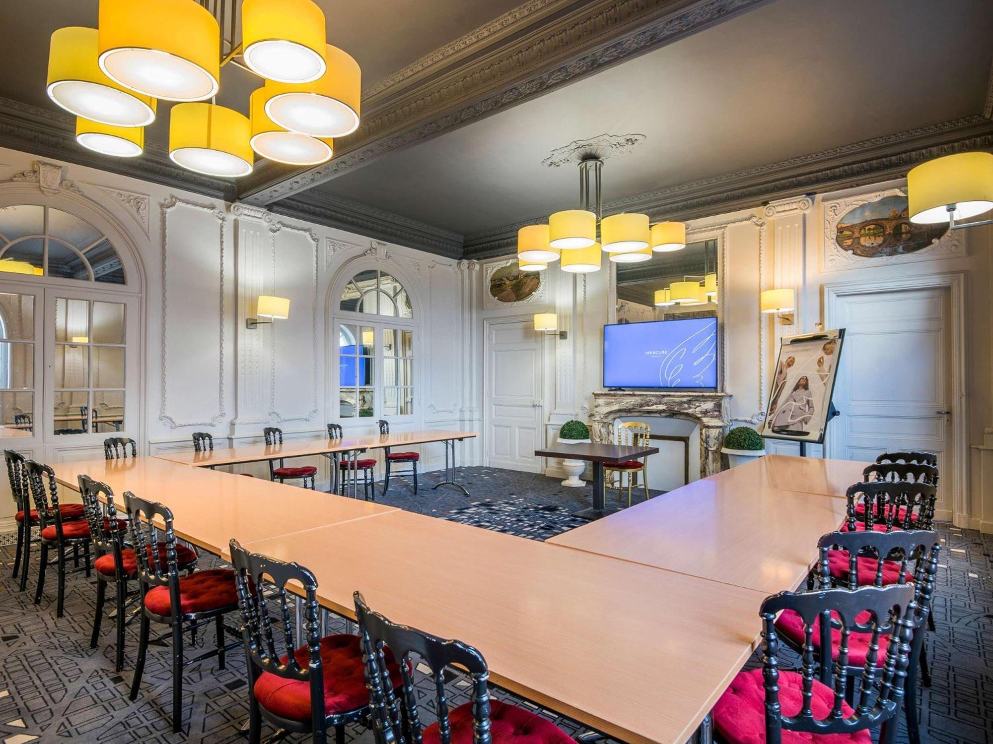 Hotel Mercure Rodez Cathedrale Luaran gambar